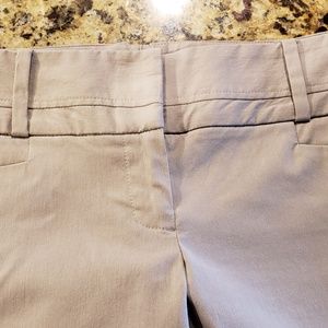The Limited Exact Stretch Crop pants tan size 6